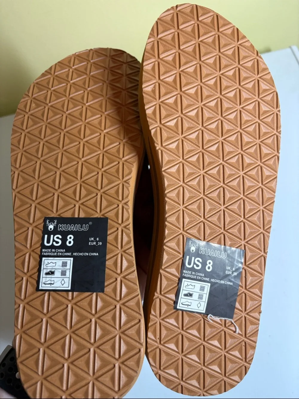 Kuailu Brown Textile Flip Flop Thongs Size 8